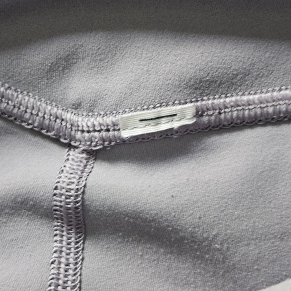 Lululemon Violet Verbena Unlimit High-Rise Tights Size 4 - Picture 9 of 11